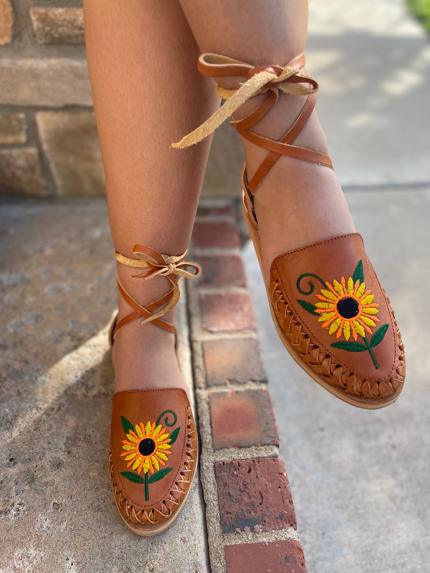 Wrap Around Huaraches De Girasoles