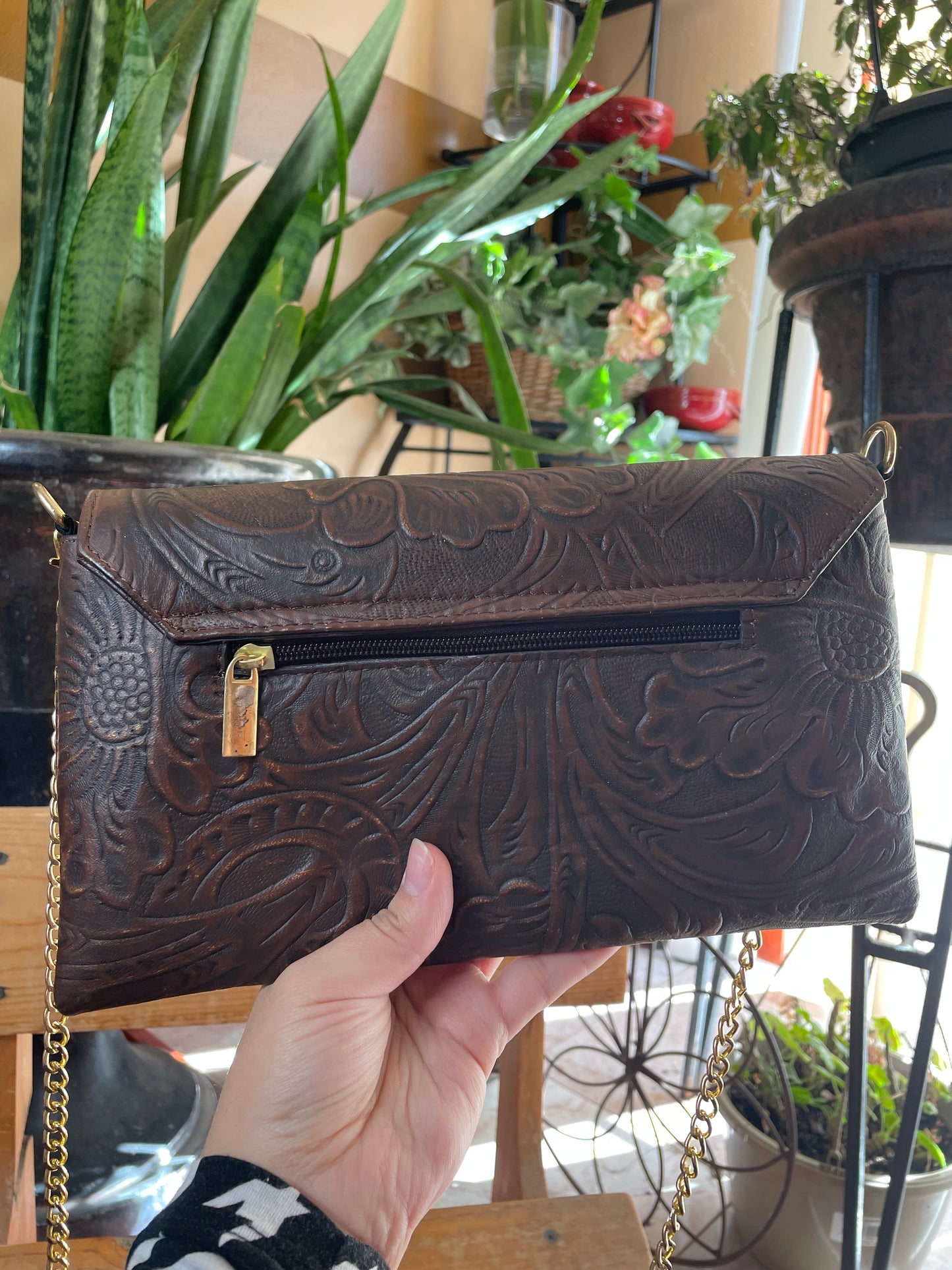 Lucia Clutch Bag Brown