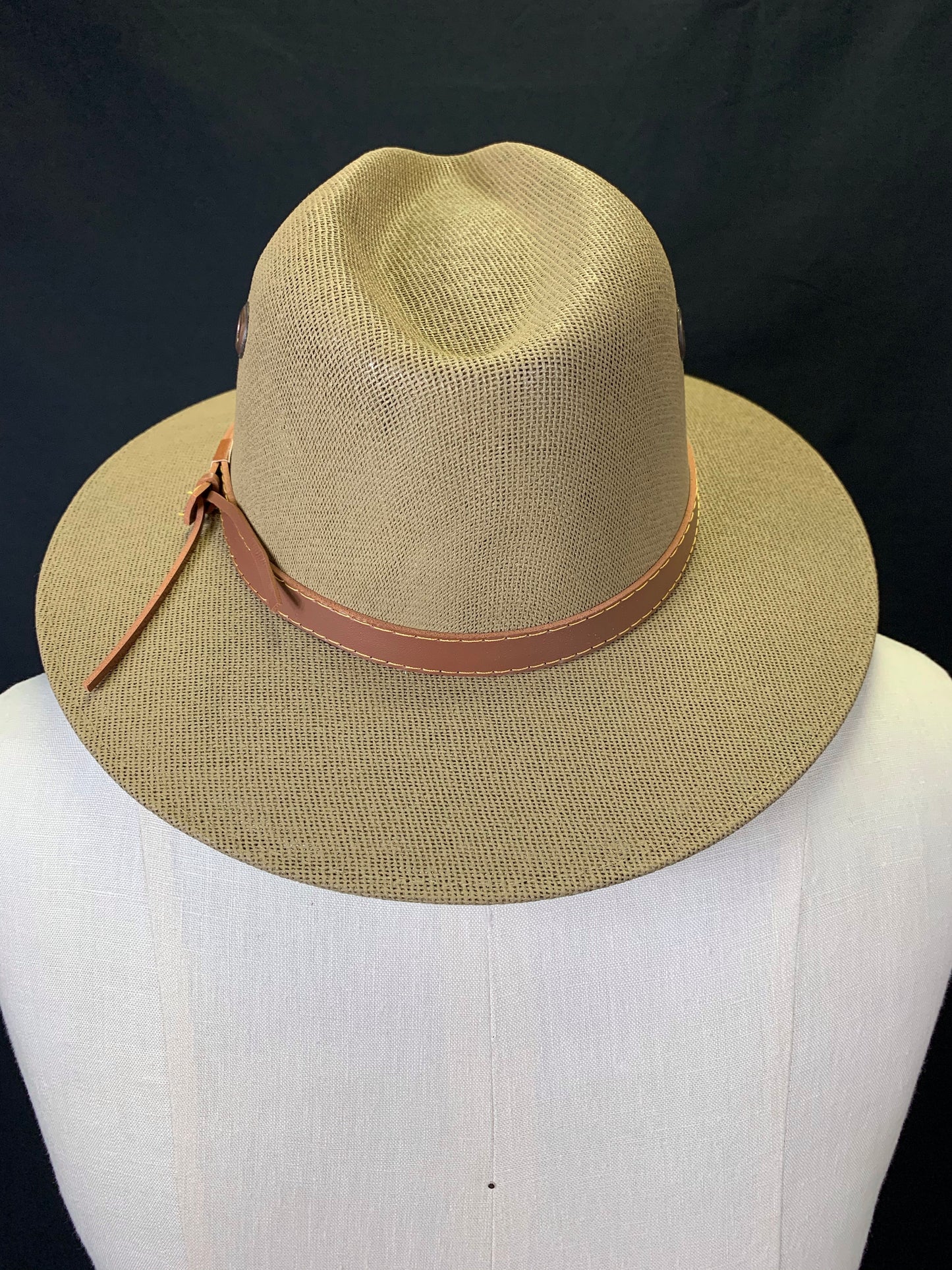 Sombrero Mexicano Con Banda de Piel Café, Mexican Hat with Brown Leather Band