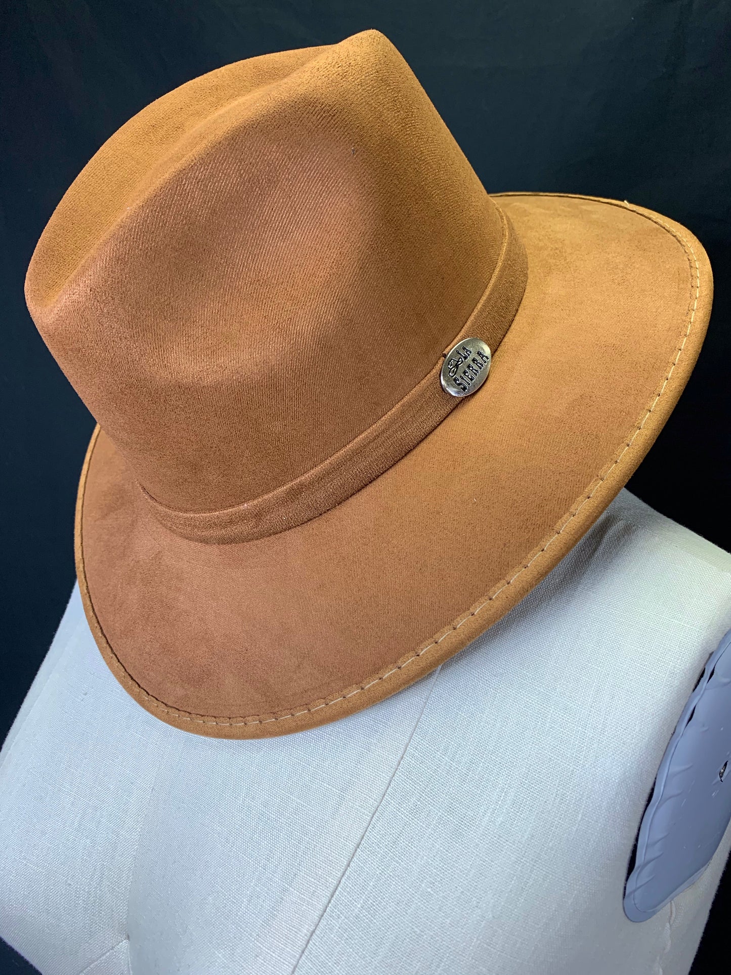 Suede Hat, Sombrero de Gamuza