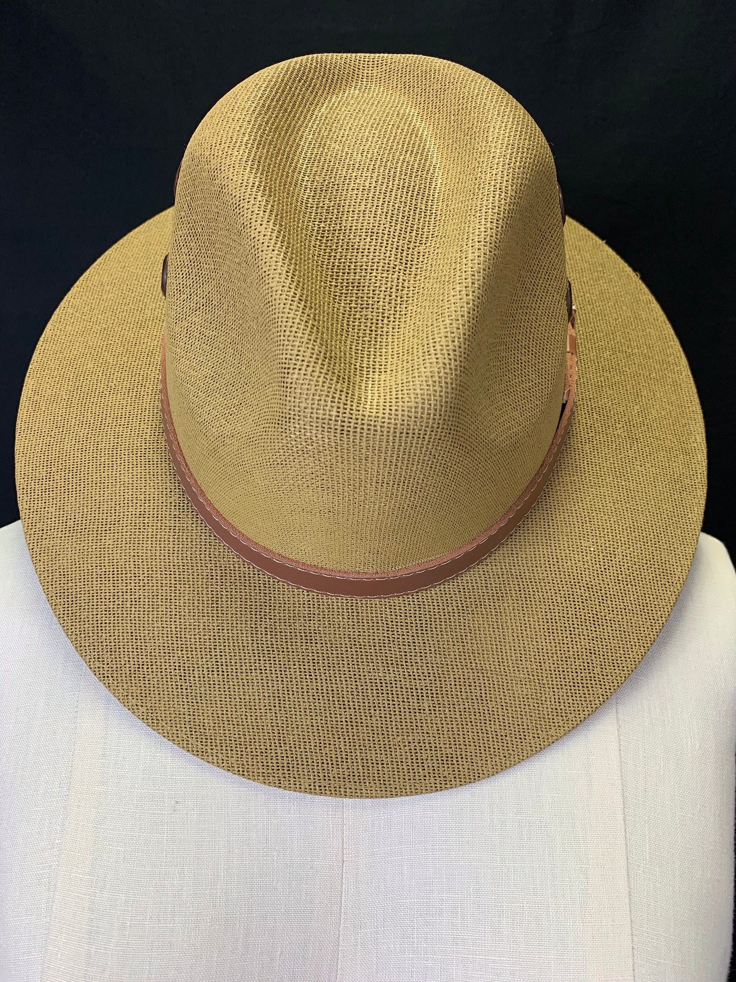 Sombrero Mexicano Con Banda de Piel Café, Mexican Hat with Brown Leather Band