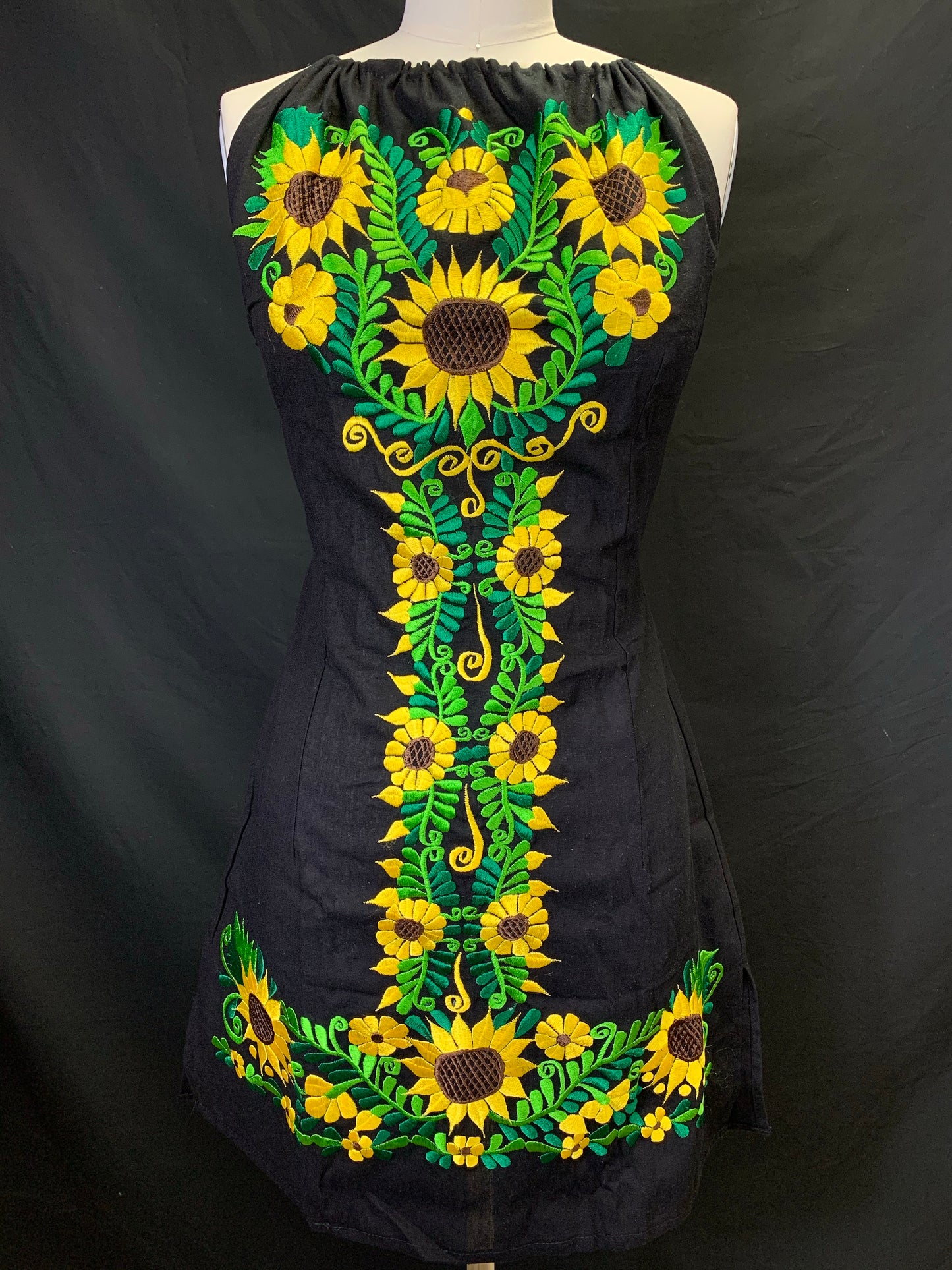 <transcy>Vestido Lea Halter Sunflower</transcy>