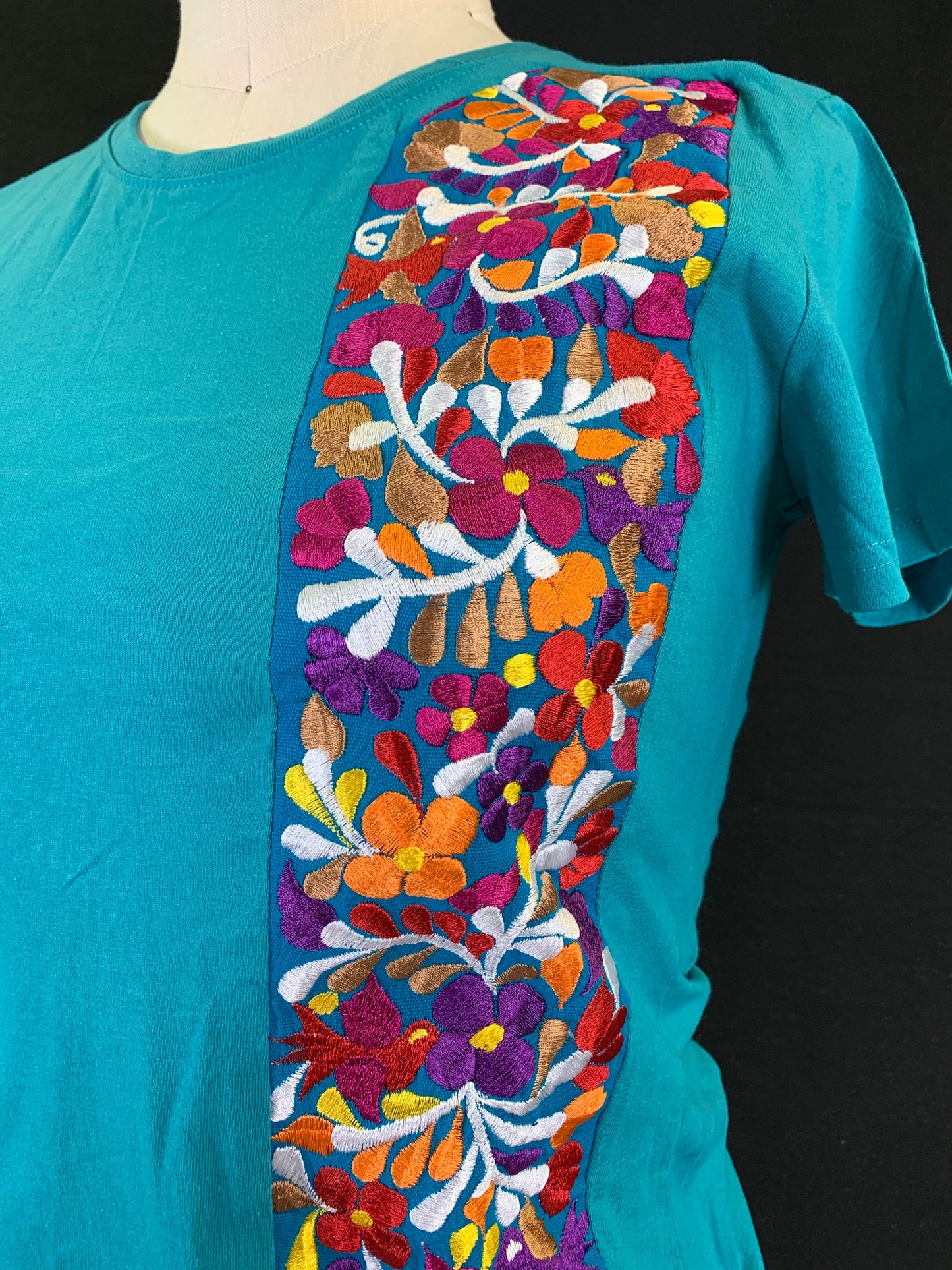 Florecita Embroidered T-Shirt