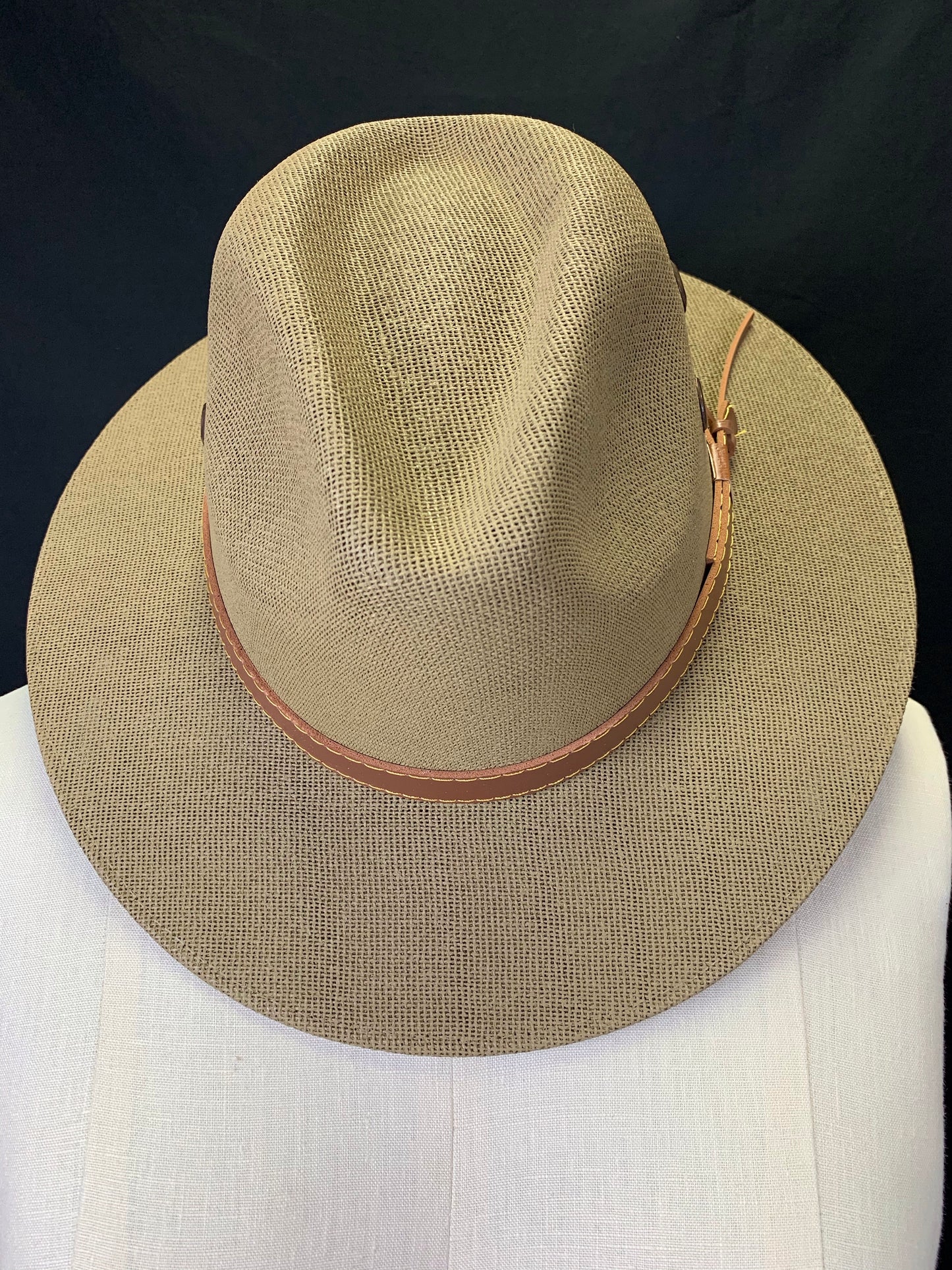 Sombrero Mexicano Con Banda de Piel Café, Mexican Hat with Brown Leather Band