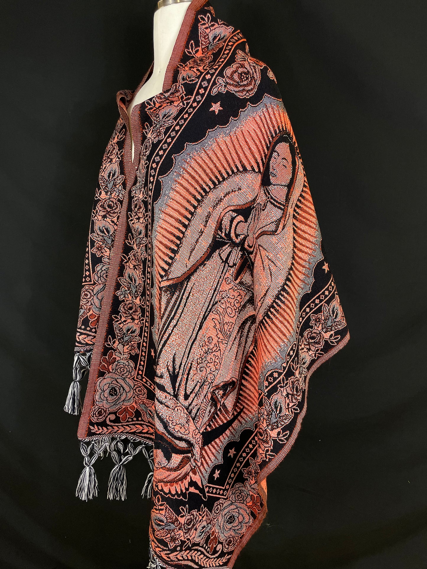 Reboso Virgen de Guadalupe. Shawl Virgen De Guadalupe