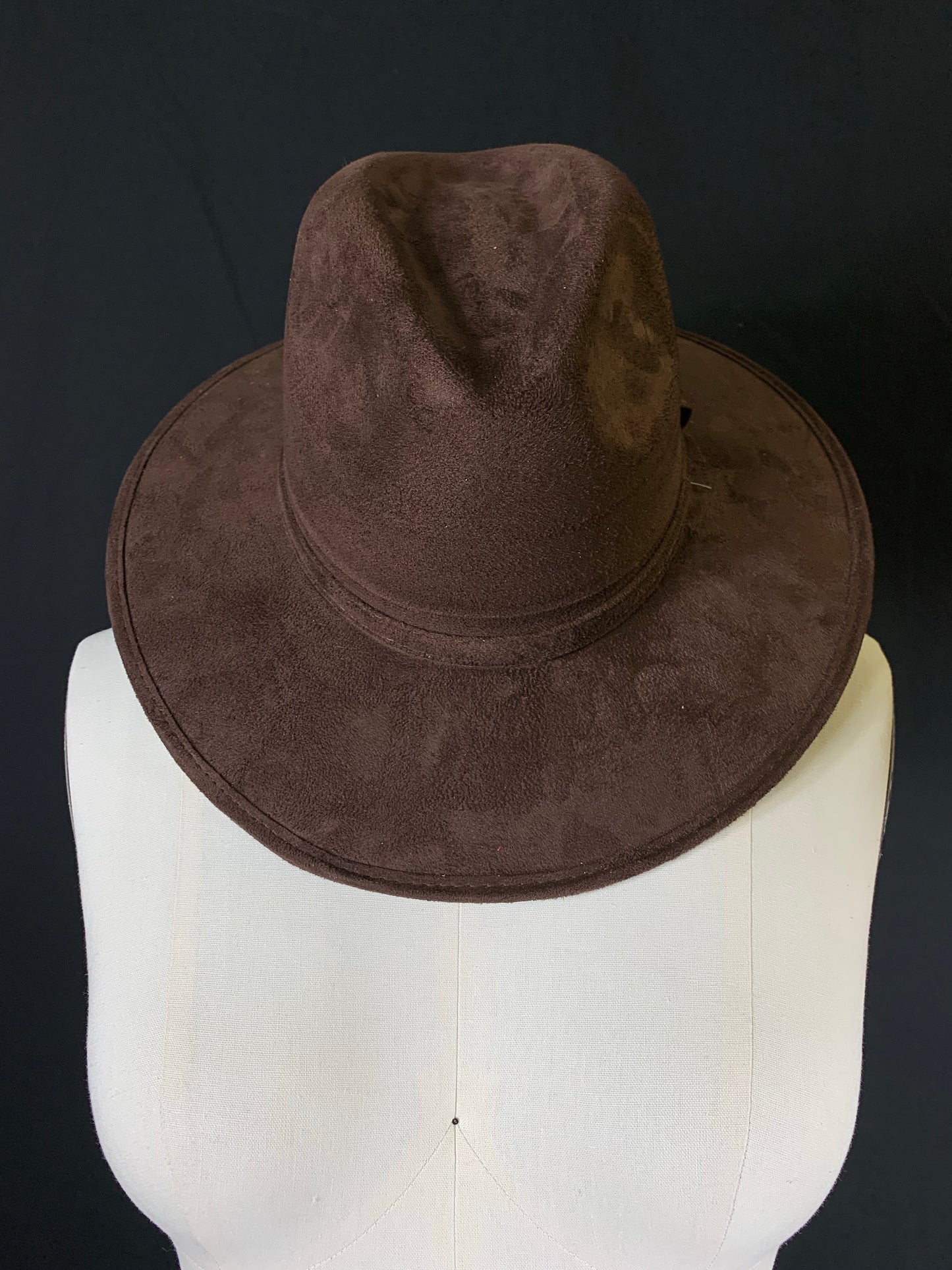 Suede Hat, Sombrero de Gamuza