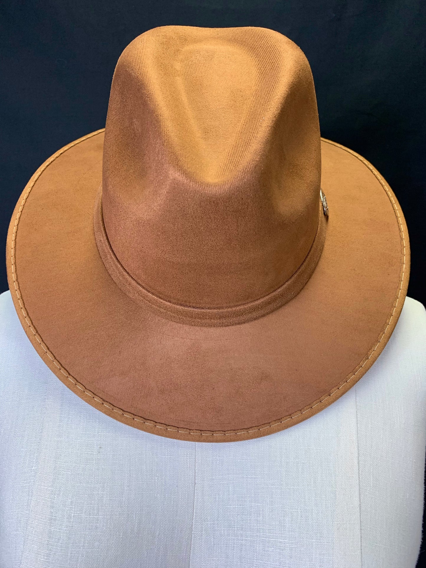 Suede Hat, Sombrero de Gamuza